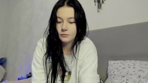 Lina online show from January 15, 8:01 am