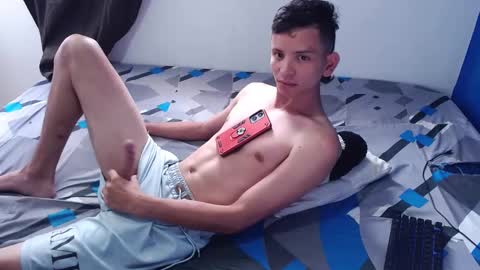 Snapshot of linger420 chatting on January 15, 4:54 pm linger420 online show from January 15, 4:54 pm