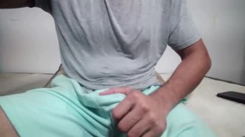 Snapshot of lion_20cm chatting on September 30, 1:27 am lion_20cm online show from September 30, 1:27 am