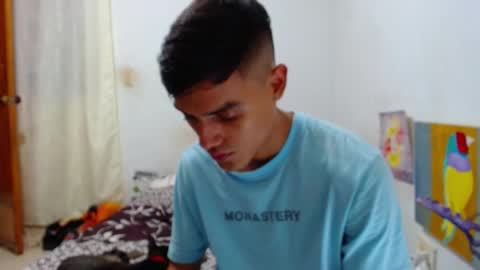 lion_grr online show from December 16, 2:19 am