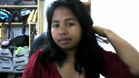 liora online show from August 4, 3:57 am