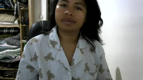 liora online show from June 14, 3:41 am