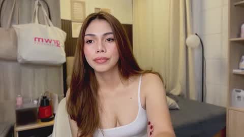 Liora of Ophir online show from March 16, 4:15 am