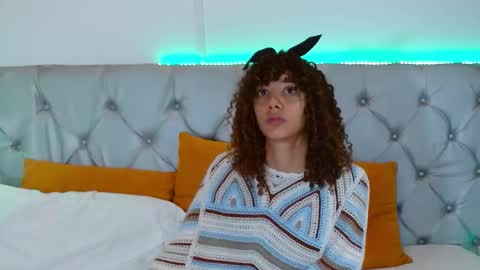 Eliza Moreau online show from February 10, 5:05 pm