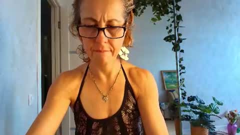 Liora Weiss online show from August 1, 10:28 am