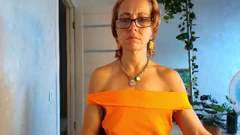 Liora Weiss online show from July 25, 11:52 am