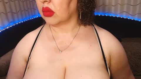 LIpsAddiction online show from July 8, 2:09 pm
