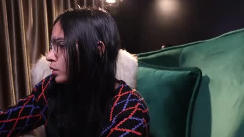 Lire online show from February 10, 5:03 am