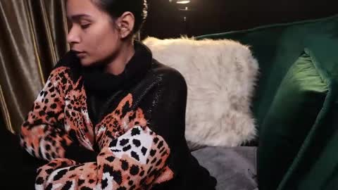 Lire online show from January 17, 4:49 am