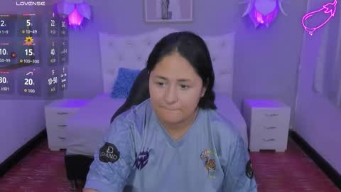 Lisa online show from November 6, 7:06 pm