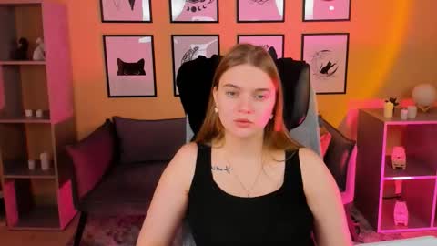 Lisa online show from November 7, 2:58 am