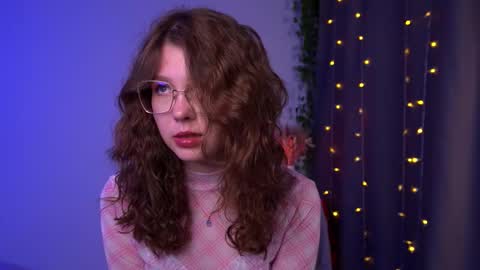  Lisa  online show from October 3, 10:18 pm