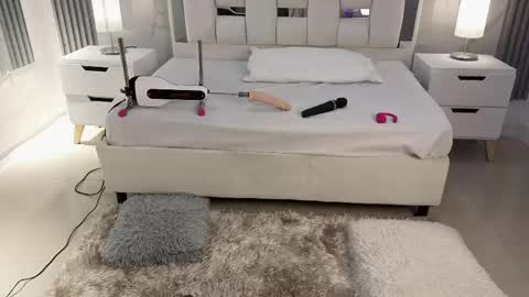 lisa_sweetas online show from April 25, 7:55 pm