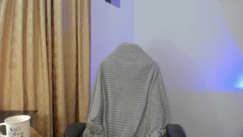 Lisa Thompson online show from March 7, 4:34 am