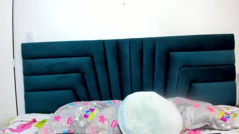 lisa white  online show from March 11, 3:47 am