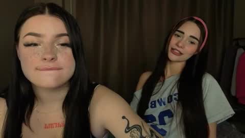 Lisa and Den online show from September 19, 4:33 pm