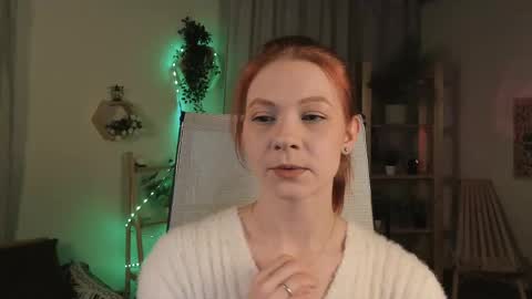 Lisa Aris online show from May 3, 3:29 pm