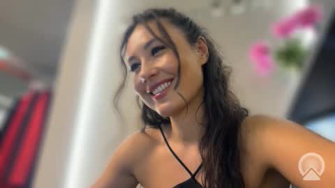 lisandriaaa online show from June 11, 1:53 pm