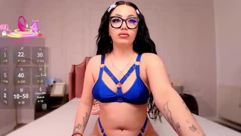  Lisa  online show from March 2, 5:19 am