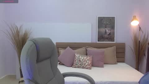 Liseth Fox online show from March 25, 7:53 pm