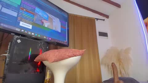 Lissa online show from December 20, 4:20 am