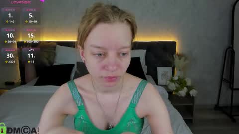 Lissa online show from February 22, 3:10 am