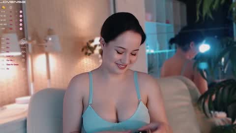 Lissa online show from December 13, 4:16 pm