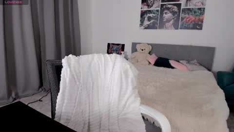 lissameoww online show from June 18, 2:39 am