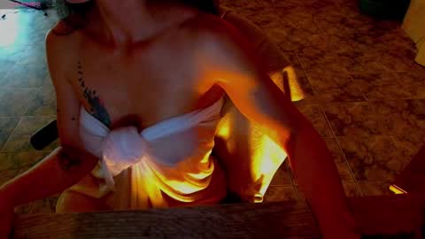 Liss online show from October 26, 4:02 am