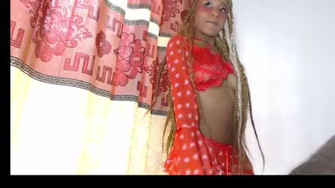 litte_ebonyx online show from December 20, 7:32 pm