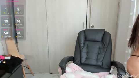 Bunny  online show from October 25, 7:03 pm