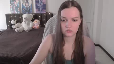 little__flowers online show from November 6, 8:06 am