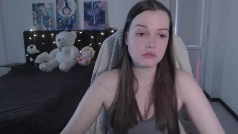 little__flowers online show from September 27, 9:18 am