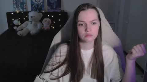 little__flowers online show from April 29, 9:25 am
