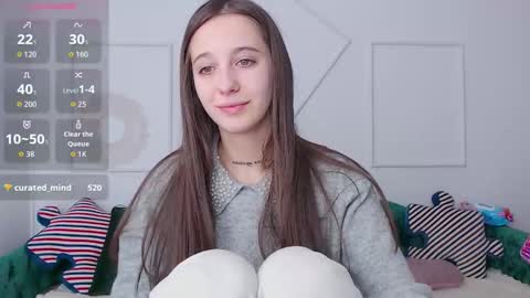 Snapshot of little_cherry___ chatting on September 25, 7:15 am Lana online show from September 25, 7:15 am