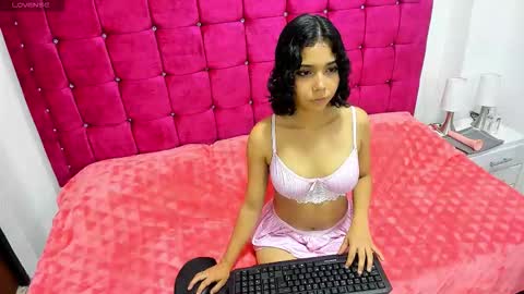 alexandra aguilar online show from March 7, 3:06 am