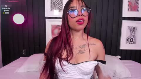 Natty  online show from April 22, 6:37 pm