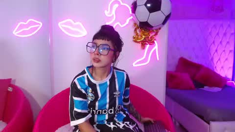 Paulette online show from July 9, 4:05 am