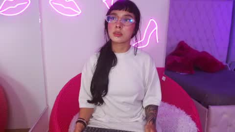 Paulette online show from July 12, 4:37 am