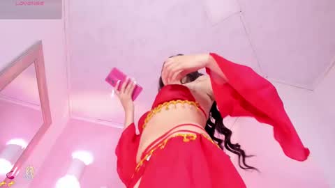 Ari online show from March 7, 7:05 pm