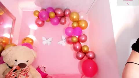 Ari online show from January 10, 7:30 pm