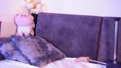 Sophie online show from April 28, 2:27 am