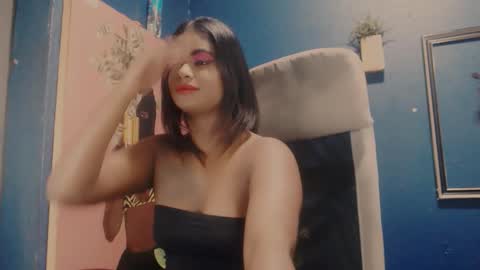 littleindianmilf online show from October 2, 12:15 pm