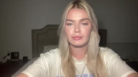 Marciabrady online show from November 19, 10:47 am