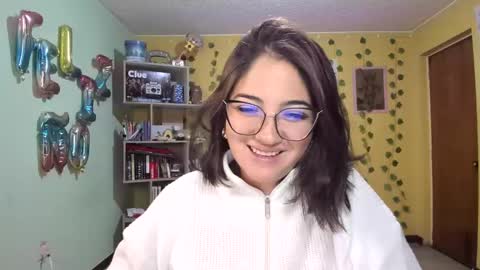 Mia  Wednesday to Sunday 730 am to 1030 am Colombian Hour D online show from December 2, 1:29 am