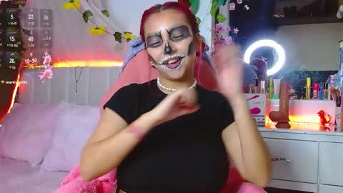Snapshot of littlerouse_ chatting on October 13, 6:37 am Ruby Rouse online show from October 13, 6:37 am