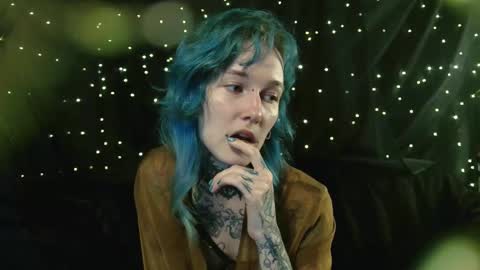 Niki  free tg channel with some photos gifs and info about streams  online show from November 18, 5:49 pm