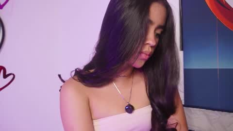 littletammy_ online show from December 2, 4:16 pm