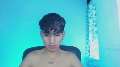 Snapshot of littlextrem chatting on February 24, 11:21 am Eros online show from February 24, 11:21 am