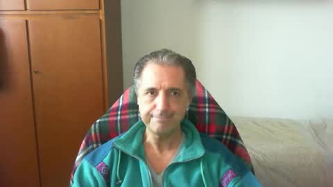 liuk53 online show from April 24, 3:25 pm